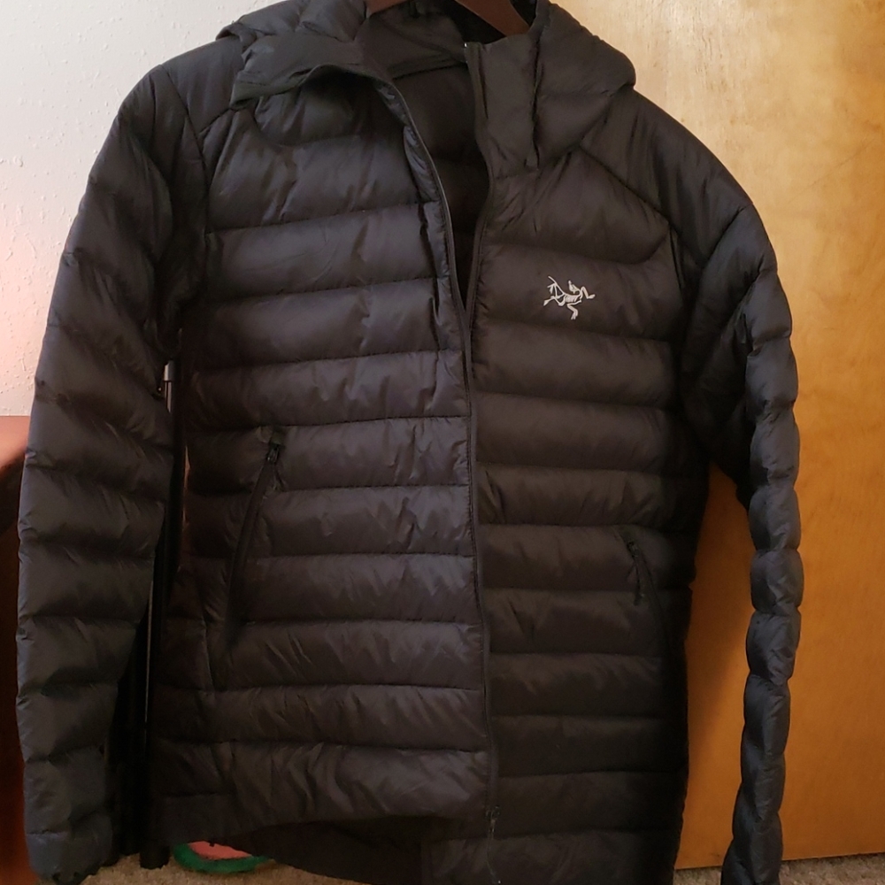 Men's Arc'teryx Cerium LT Hooded Jacket